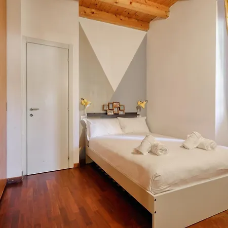 Joivy Welcoming Flat With Balcony Next To Naviglio Grande Appartement *